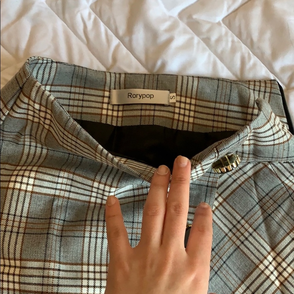Mini skirt - Picture 2 of 3